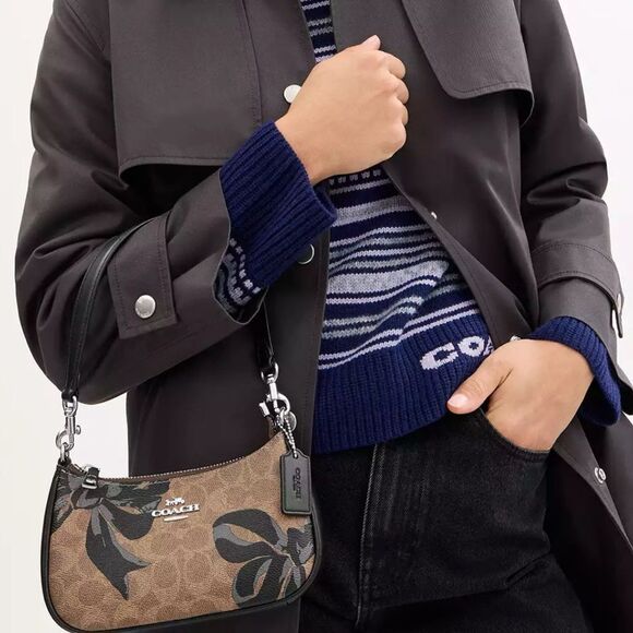 Coach Teri Mini Crossbody Bag In Signature Canvas With Bow Print Purse - Picture 8 of 9